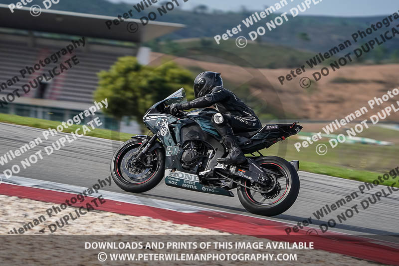 motorbikes;no limits;peter wileman photography;portimao;portugal;trackday digital images